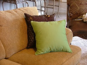 Inexpensive green pillows
